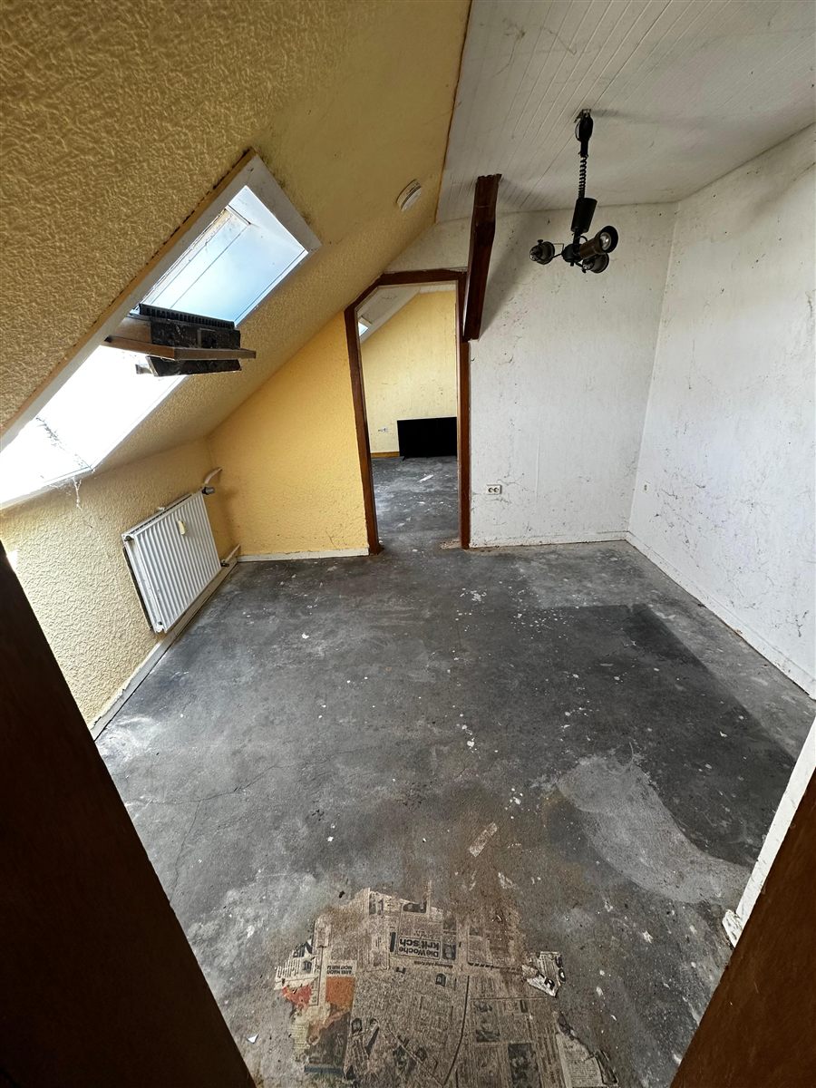 Geräumtes Dachgeschoss